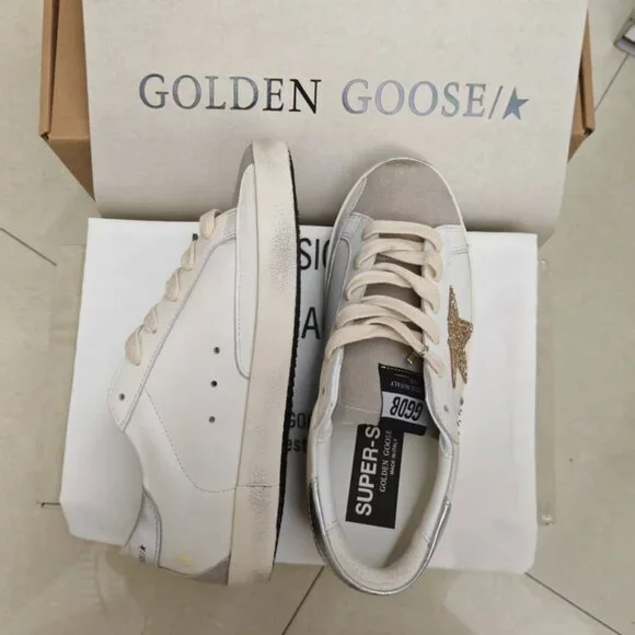 Golden Goose Women's Cream and Gold Flats - Picture 4 of 5